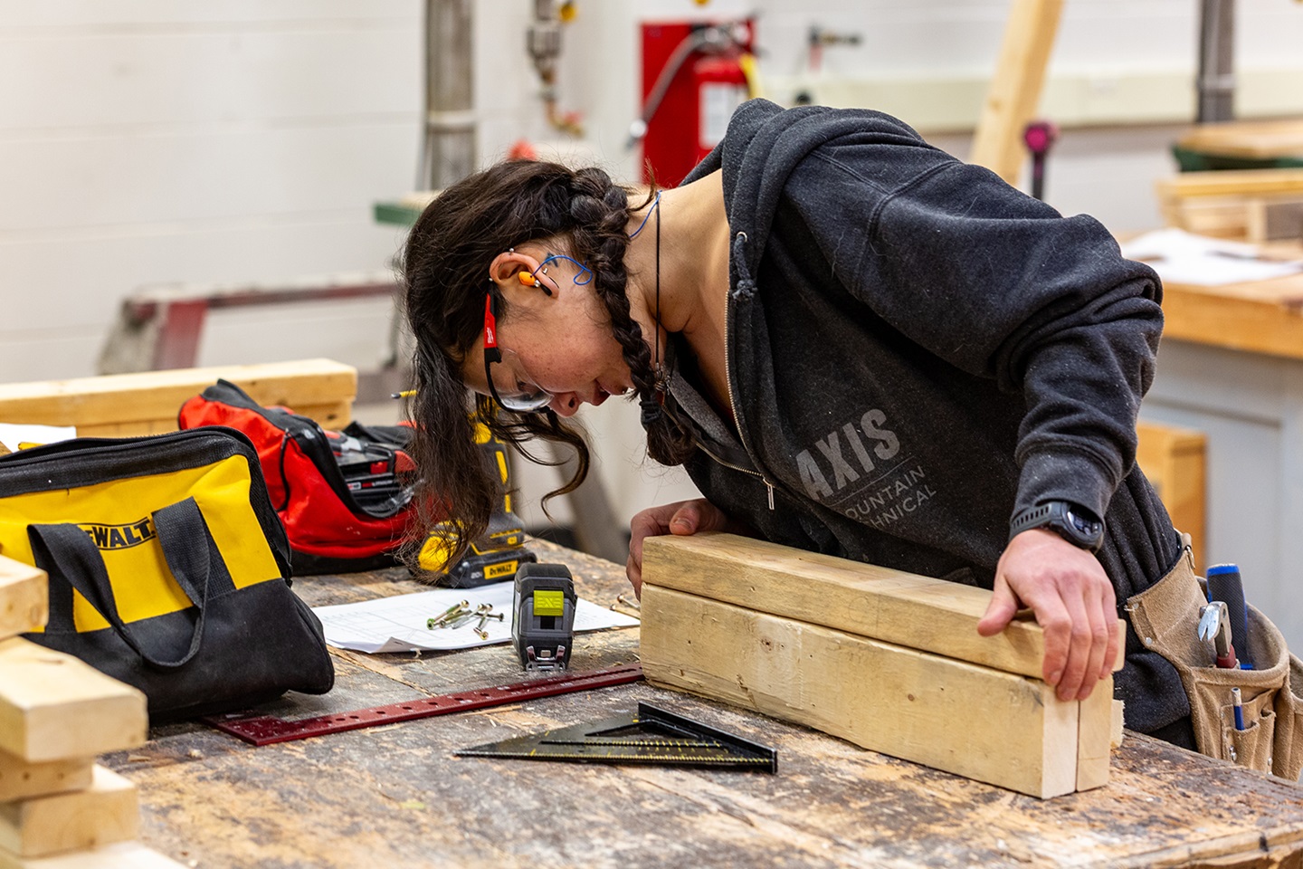 carpentry student elaine kennedy at the workshop